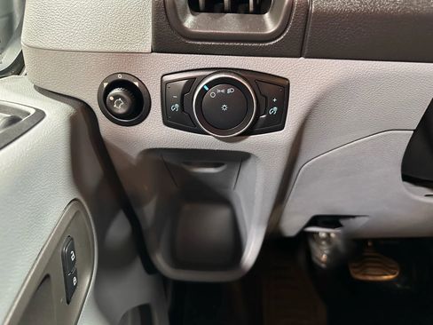 Used 2015 Ford Transit 350 148 Medium Roof image 40
