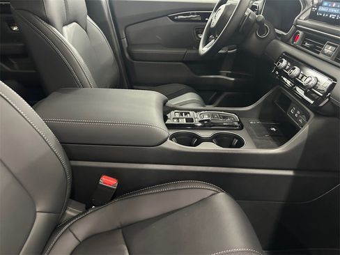 New 2025 Honda Pilot EX-L image 19