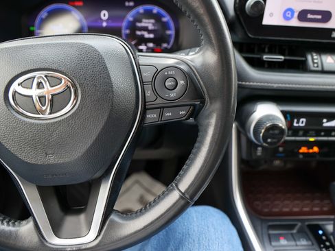 Used 2024 Toyota RAV4 Limited AWD/4WD image 18