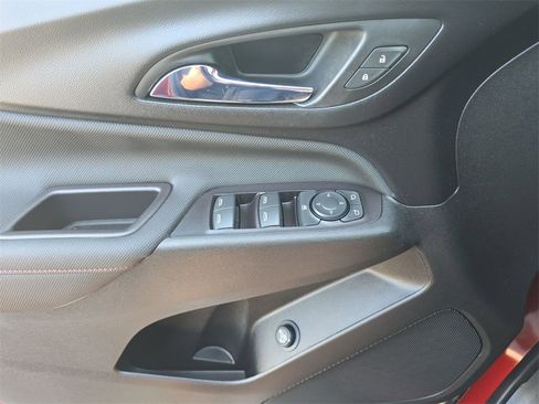 Certified 2022 Chevrolet Equinox RS image 24