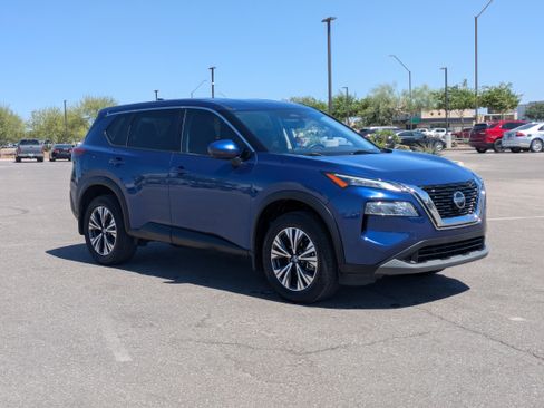 Used 2021 Nissan Rogue SV FWD image 7