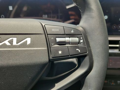 Certified 2026 Kia Sportage SX FWD image 25