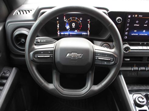 Used 2023 Chevrolet Colorado Trail Boss w/ Technology Package AWD/4WD image 36