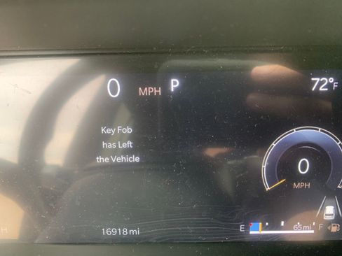 Used 2024 Jeep Grand Cherokee Laredo image 19