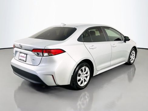 Used 2025 Toyota Corolla LE FWD image 7