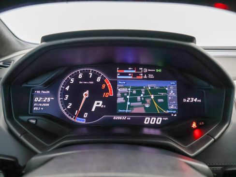 Used 2016 Lamborghini Huracan LP 610-4 AWD/4WD image 25