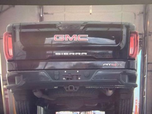 Used 2022 GMC Sierra 1500 AT4X AWD/4WD image 10