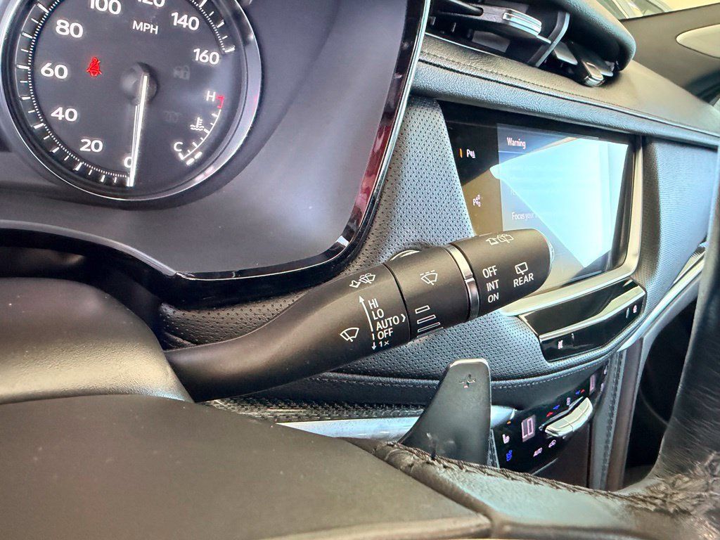 Used 2023 Cadillac XT5 Sportv w/ Technology Package AWD/4WD image 24