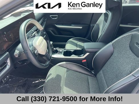 Certified 2025 Kia K4 EX FWD image 42