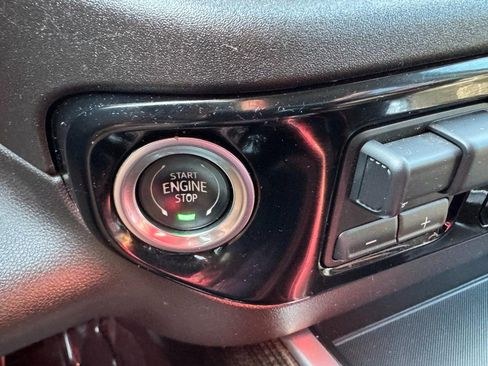 Used 2024 Chevrolet Silverado 1500 RST w/ Z71 Off-Road Package AWD/4WD image 22