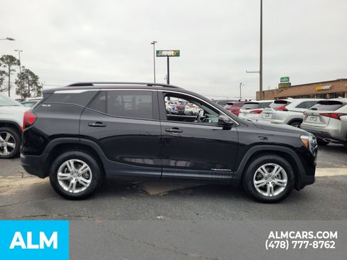 Used 2022 GMC Terrain SLE w/ Driver Convenience Package image 13