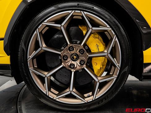 Used 2024 Lamborghini Urus Performante image 26