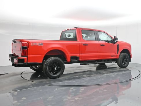 Used 2024 Ford F250 XL w/ STX Appearance Package AWD/4WD image 26