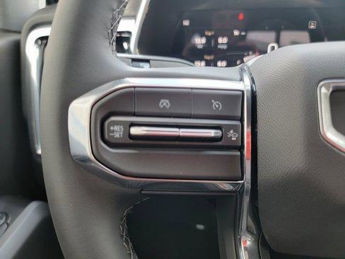 New 2026 GMC Canyon Elevation RWD image 18