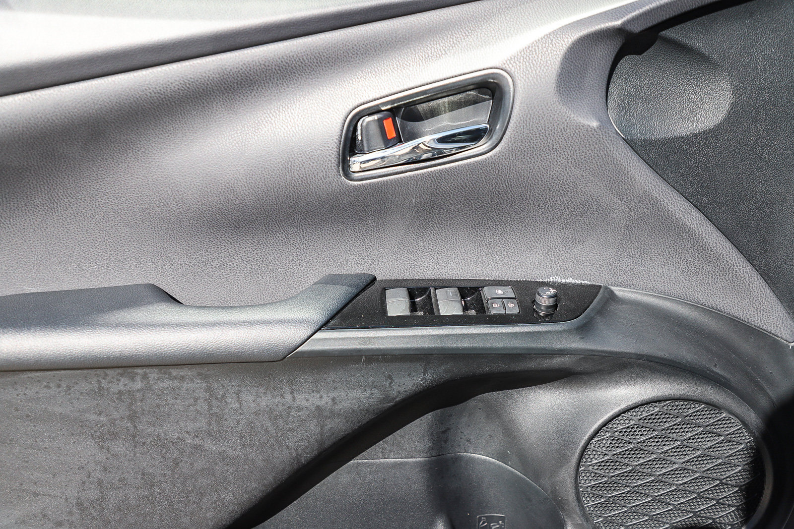 Certified 2022 Toyota Prius FWD image 20