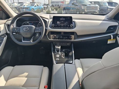 New 2026 Nissan Rogue Dark Armor FWD image 8
