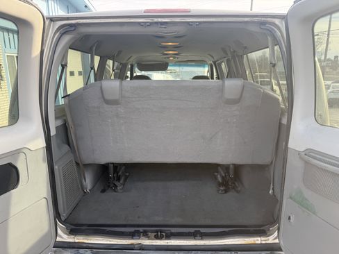 Used 2008 Ford E-350 and Econoline 350 XL image 20