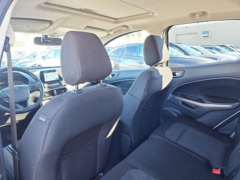 Used 2019 Ford EcoSport SE image 24