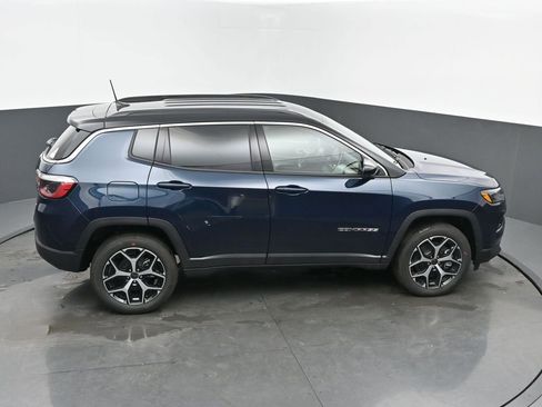 New 2026 Jeep Compass Limited image 41