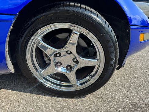 Used 1994 Chevrolet Corvette Coupe RWD image 20