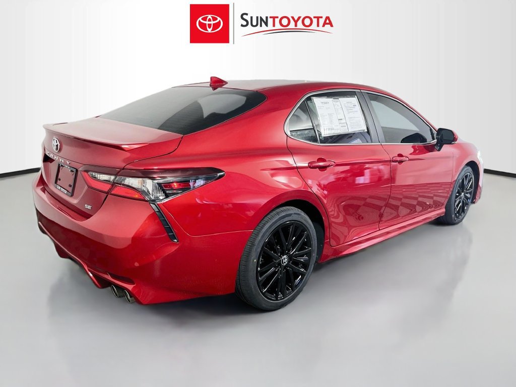 Used 2023 Toyota Camry SE w/ Convenience Package FWD image 3