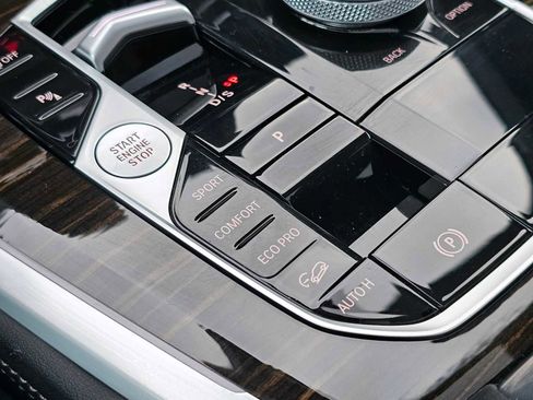 Used 2024 BMW X5 xDrive40i image 34