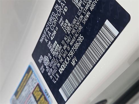 Certified 2024 Kia Seltos X-Line image 14