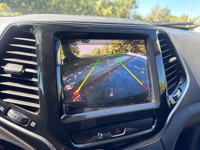 Used 2019 Jeep Cherokee Limited AWD/4WD image 19
