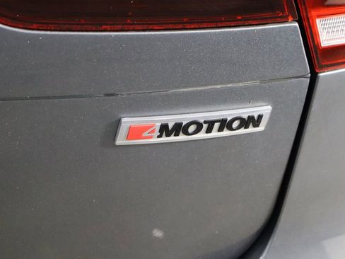 Used 2019 Volkswagen Tiguan SEL R-Line AWD/4WD image 48