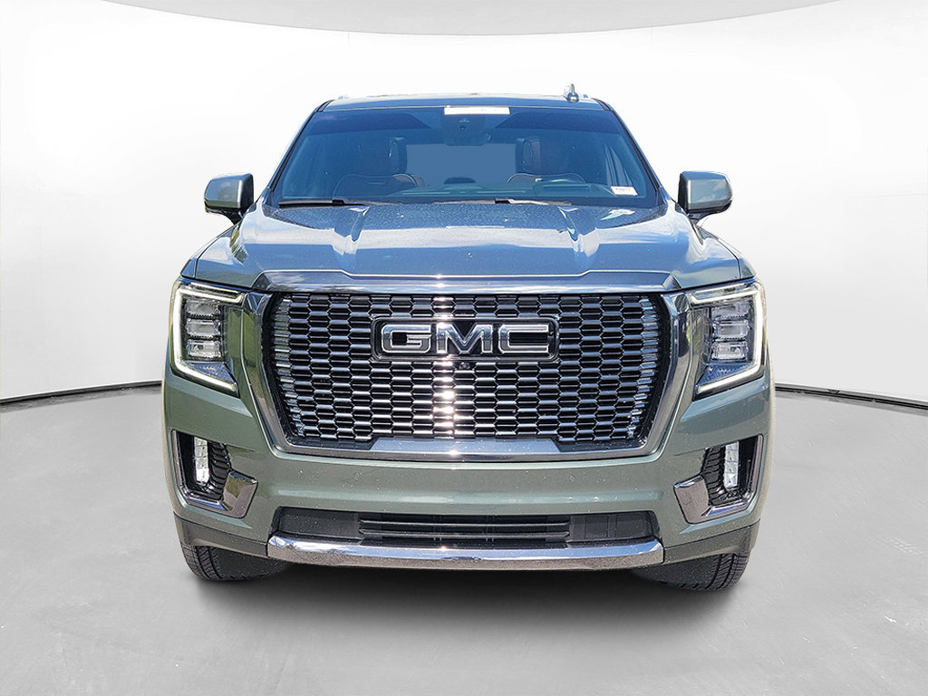 Used 2024 GMC Yukon Denali Ultimate AWD/4WD image 2