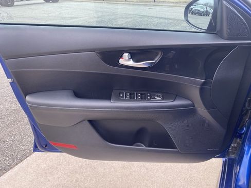 Used 2024 Kia Forte GT-Line w/ GT-Line Premium Package image 12