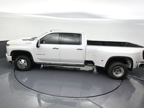 Used 2022 Chevrolet Silverado 3500 High Country image 16