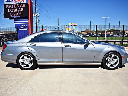 Used 2013 Mercedes-Benz S 550 image 4