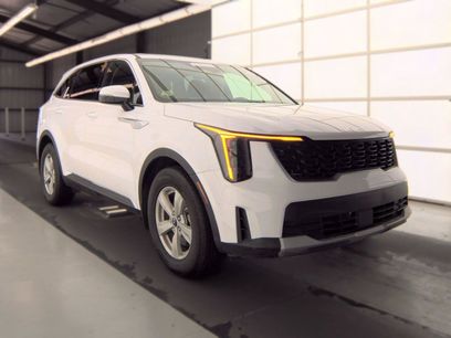Used 2025 Kia Sorento LX