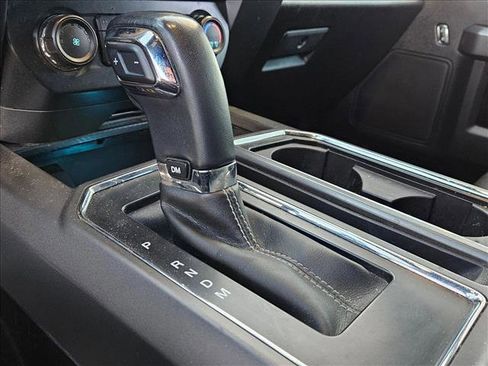 Used 2019 Ford F150 XLT w/ Equipment Group 302A Luxury image 10