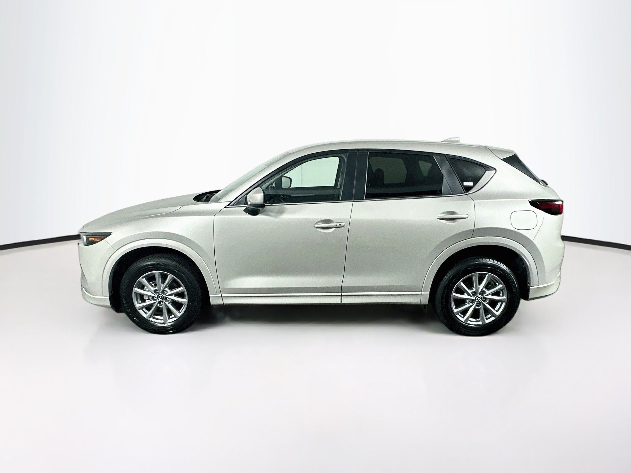 Used 2025 MAZDA CX-5 AWD 2.5 S w/ Select Package image 4