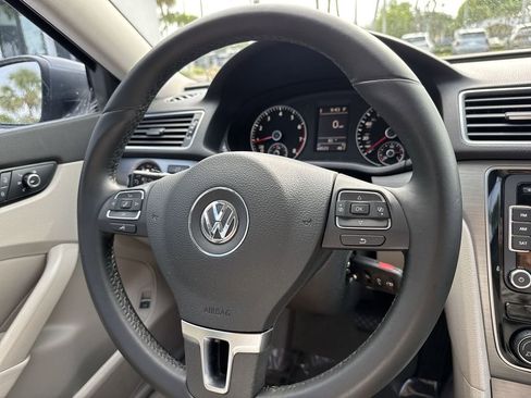 Used 2014 Volkswagen Passat 1.8T SE FWD image 53