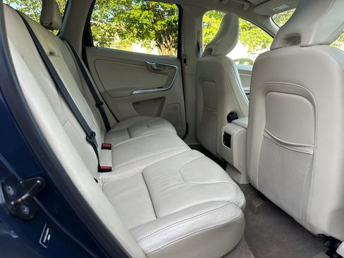 Used 2013 Volvo XC60 3.2 FWD image 26
