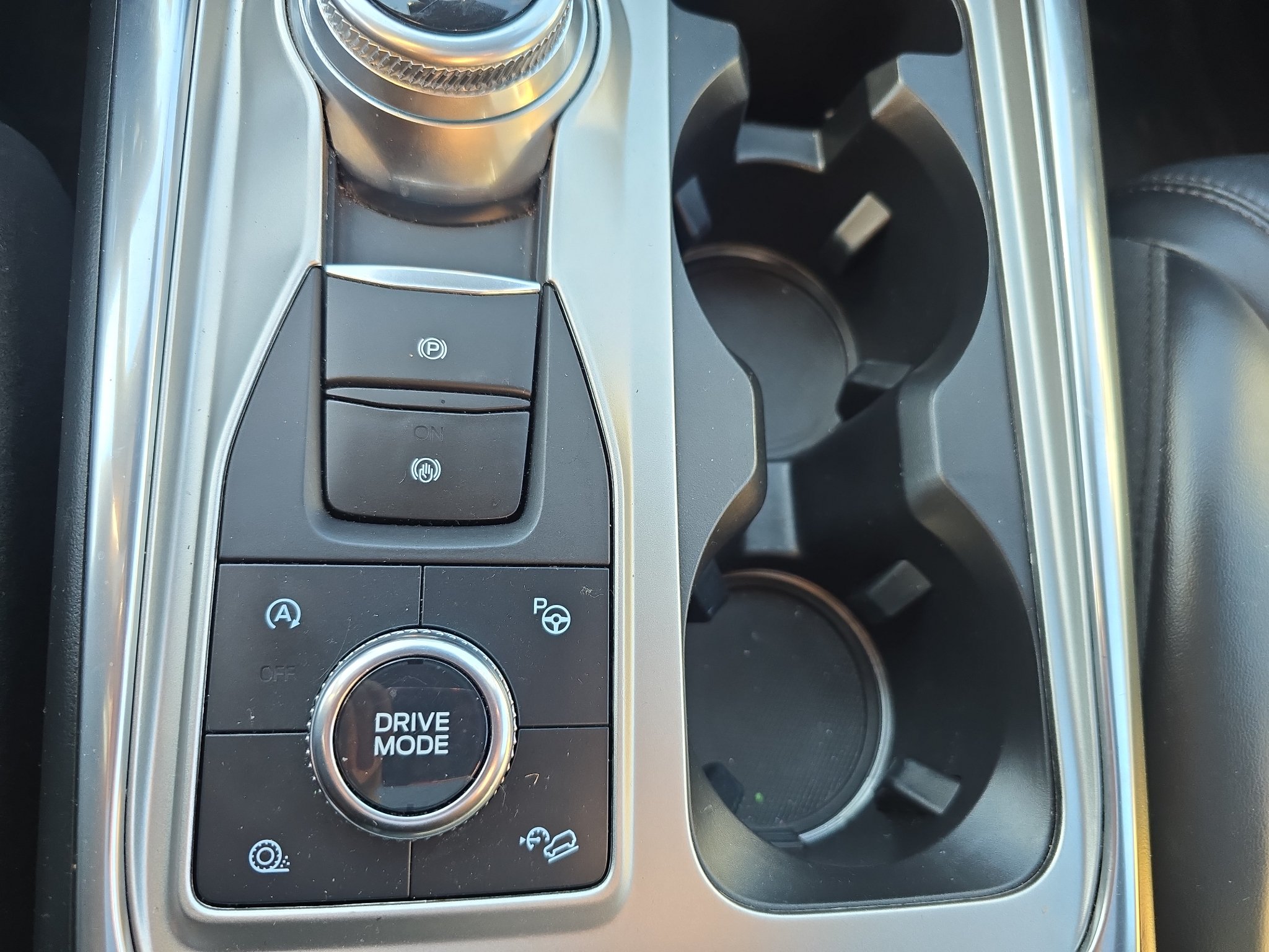 Used 2020 Ford Explorer Platinum w/ Premium Technology Package AWD/4WD image 30