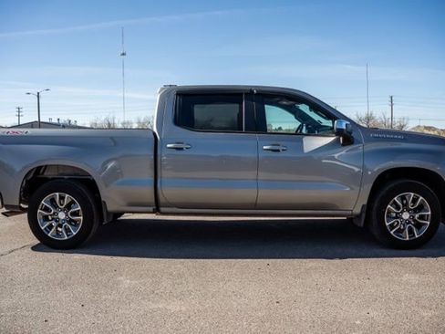 Used 2024 Chevrolet Silverado 1500 LT image 4