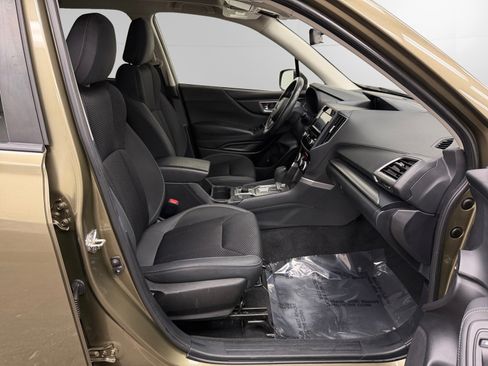 Used 2022 Subaru Forester Premium image 15