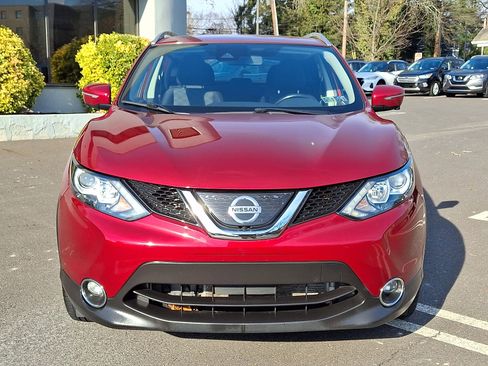 Certified 2019 Nissan Rogue Sport SV w/ Technology Package image 2