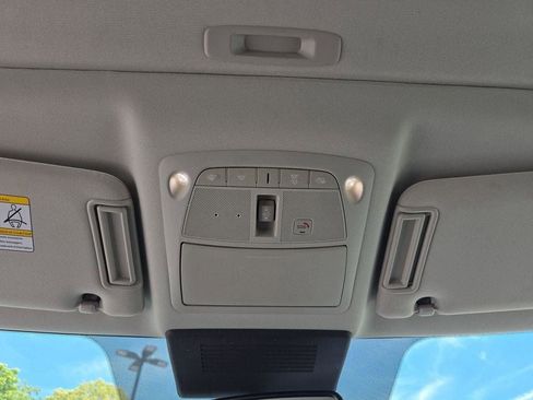 Used 2022 Nissan Armada SL w/ Captain's Chairs Package AWD/4WD image 25