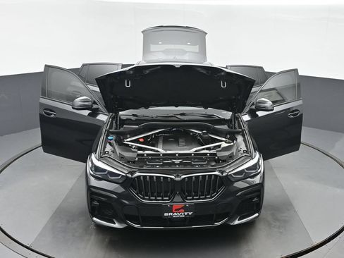 Used 2023 BMW X6 xDrive40i AWD/4WD image 45