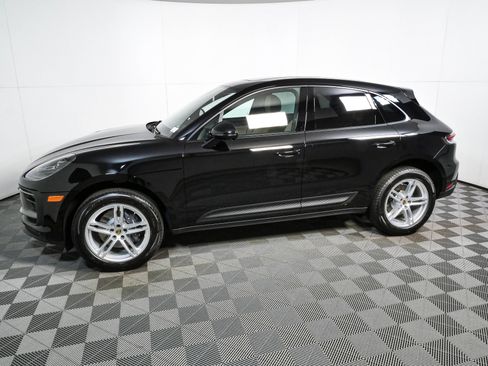 New 2026 Porsche Macan AWD/4WD image 2