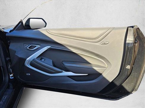 Used 2021 Chevrolet Camaro SS image 23