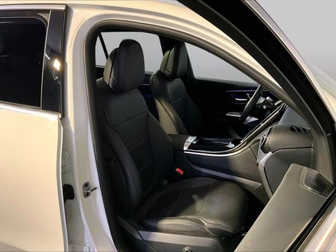 Certified 2026 Mercedes-Benz GLC 300 4MATIC image 8