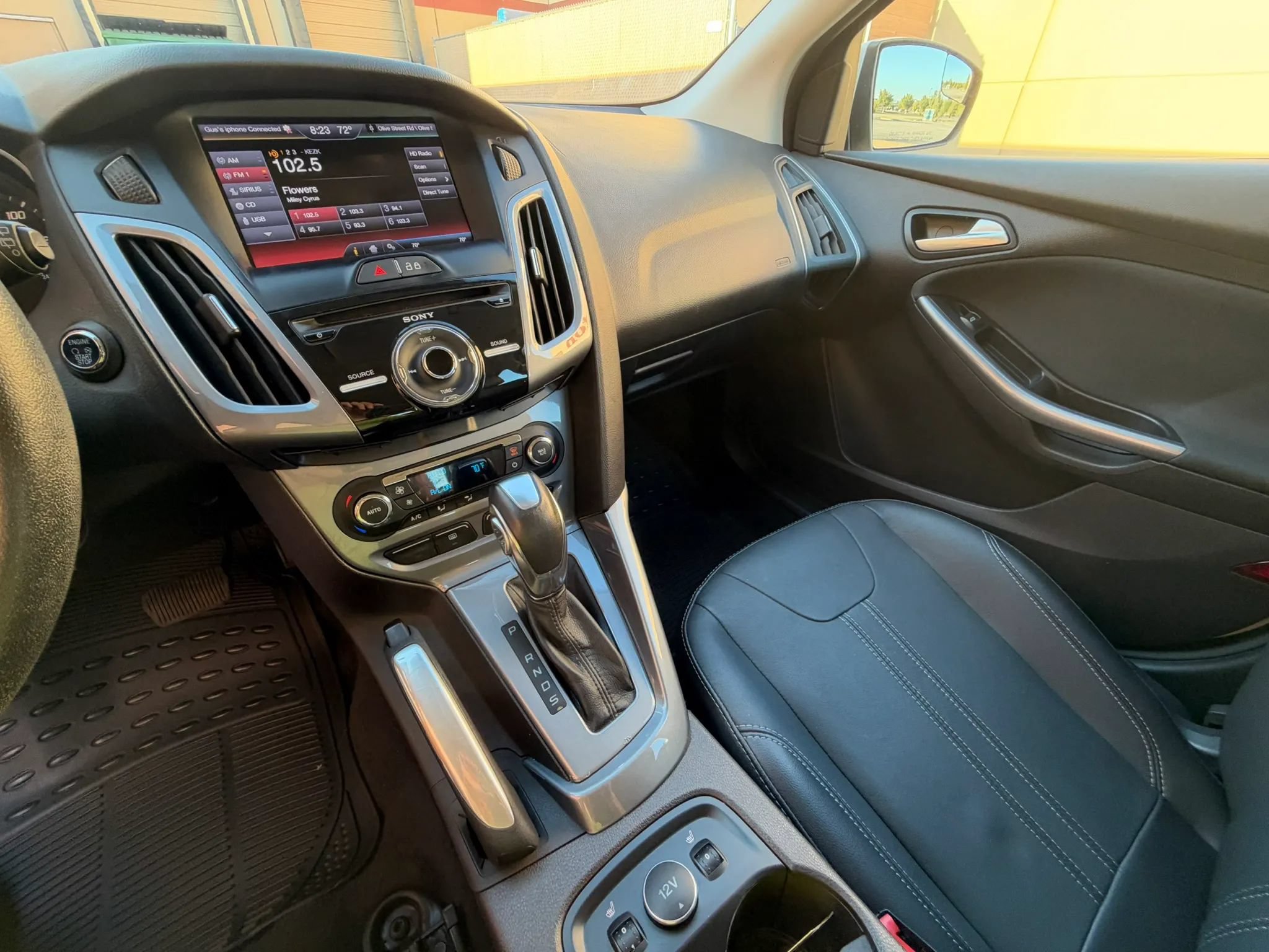 Used 2014 Ford Focus Titanium FWD image 17