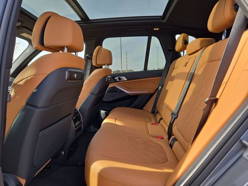 Used 2026 BMW X5 M60i image 13