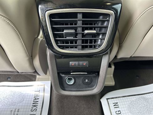 Used 2022 Lincoln Nautilus Reserve AWD/4WD image 19